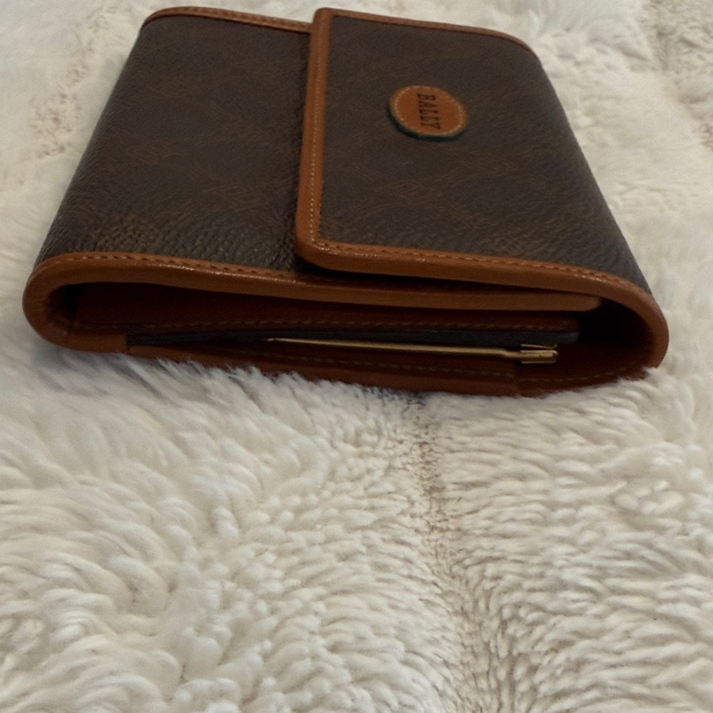 Bally Vintage Monogram Compact Wallet - Picture 4 of 16